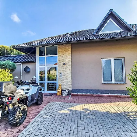 Naturnah Mit Pool Und Sauna By Interhome Daire Schleusingen