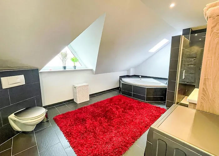 Daire Naturnah Mit Pool Und Sauna By Interhome *